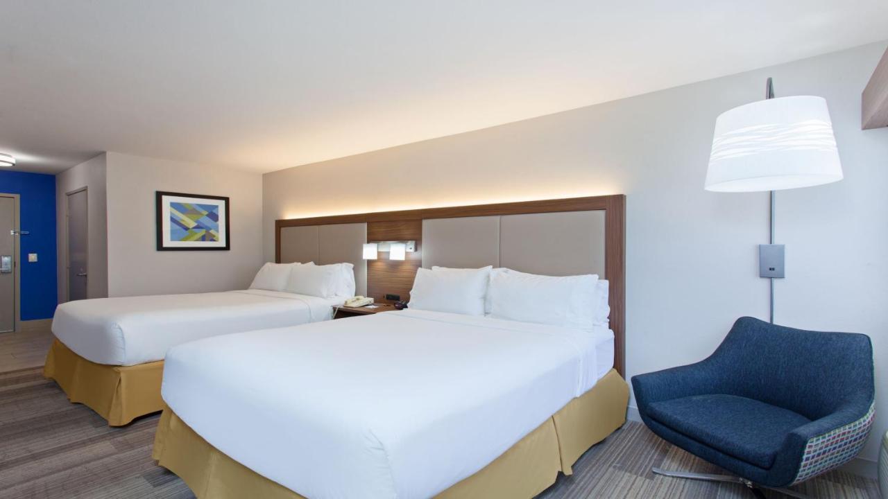 Hotel Express Mira Mesa By Ihg San Diego